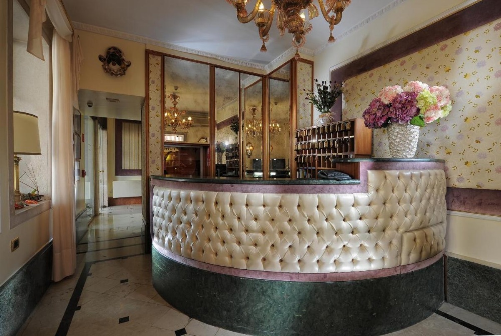 Hotel Arlecchino Image 10
