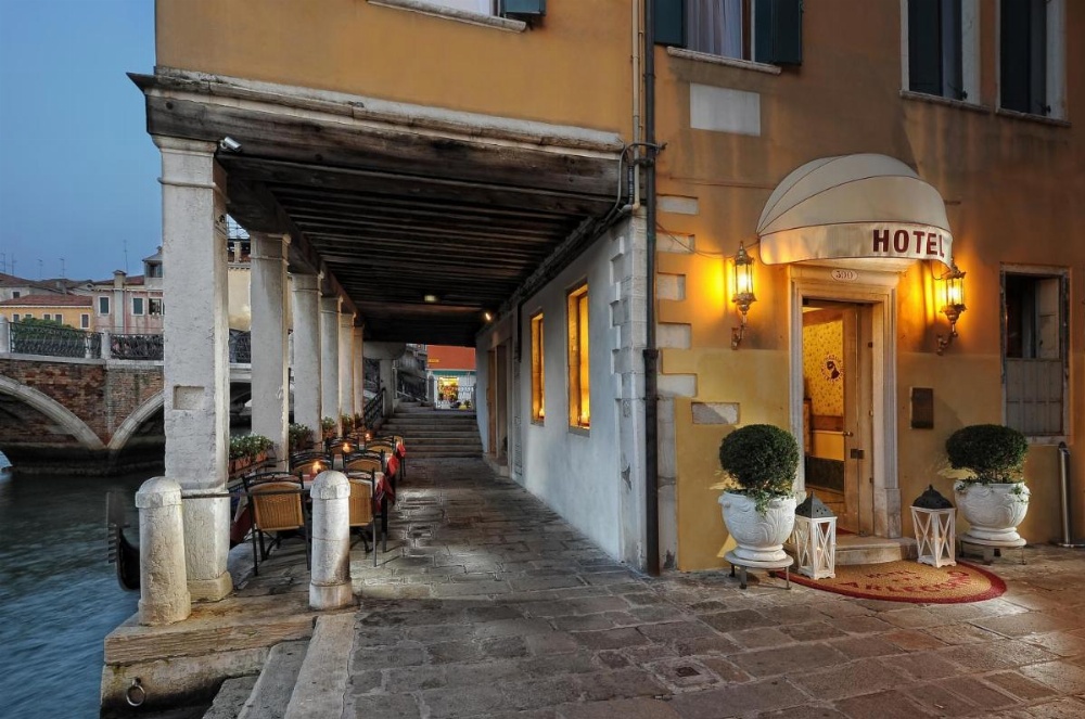 Hotel Arlecchino Image 17